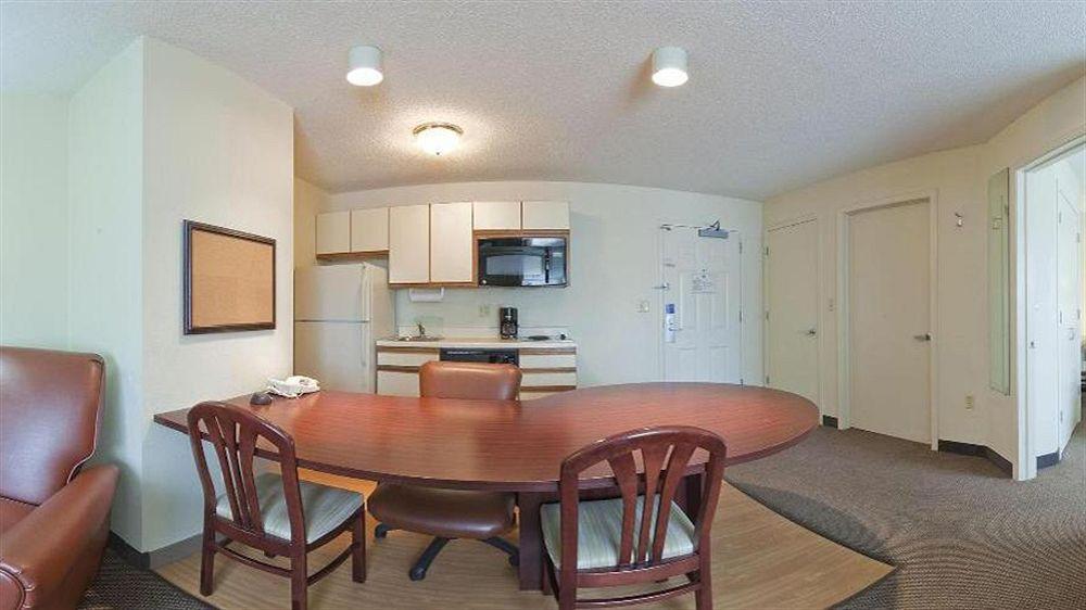 Sonesta Simply Suites Chicago Naperville Warrenville المظهر الخارجي الصورة
