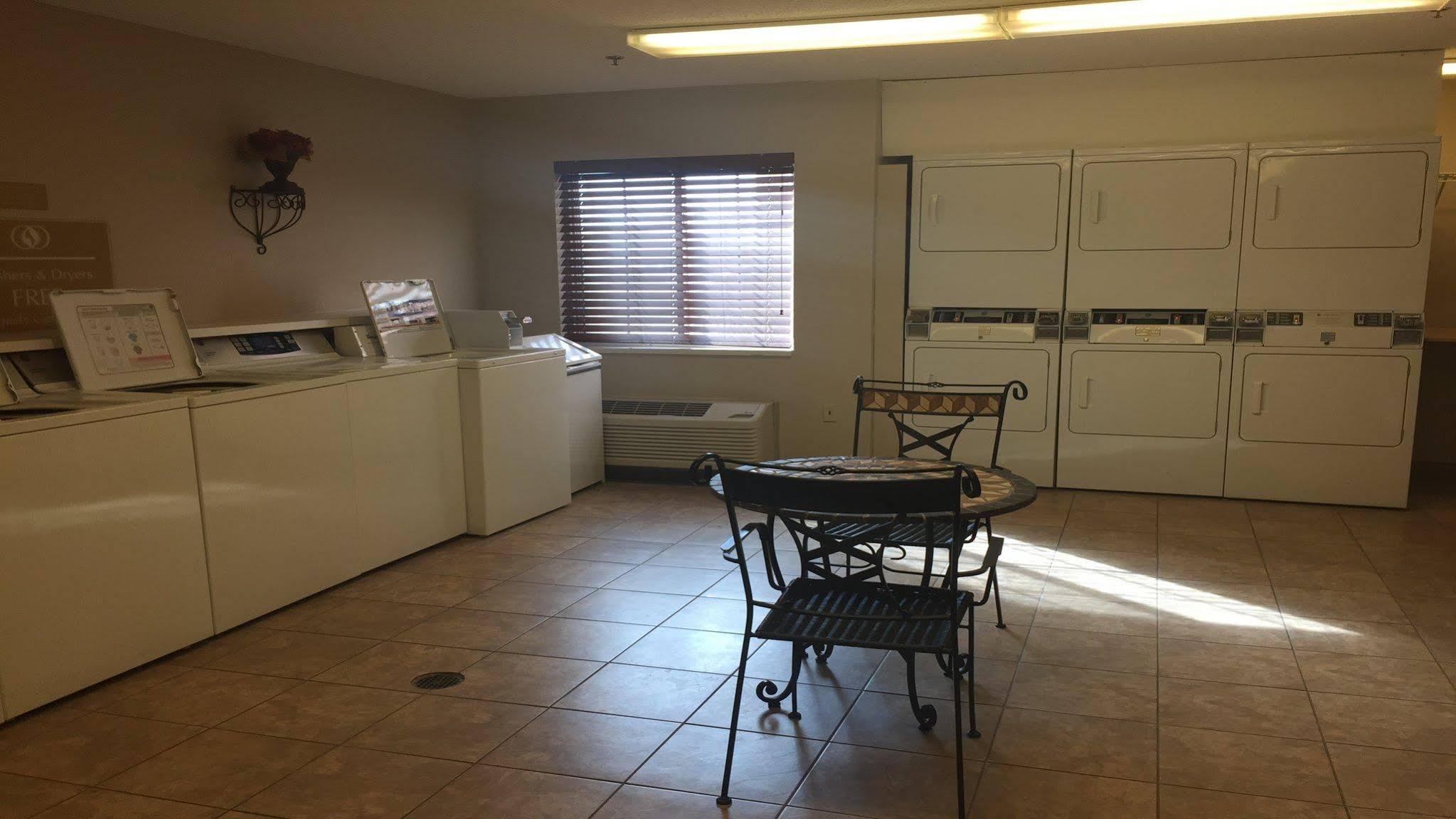 Sonesta Simply Suites Chicago Naperville Warrenville المظهر الخارجي الصورة