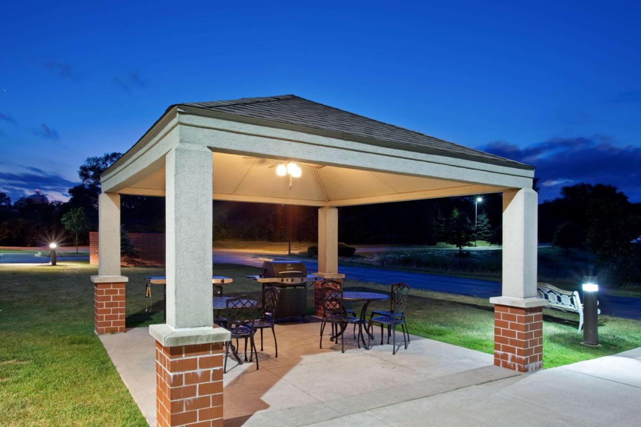 Sonesta Simply Suites Chicago Naperville Warrenville المظهر الخارجي الصورة